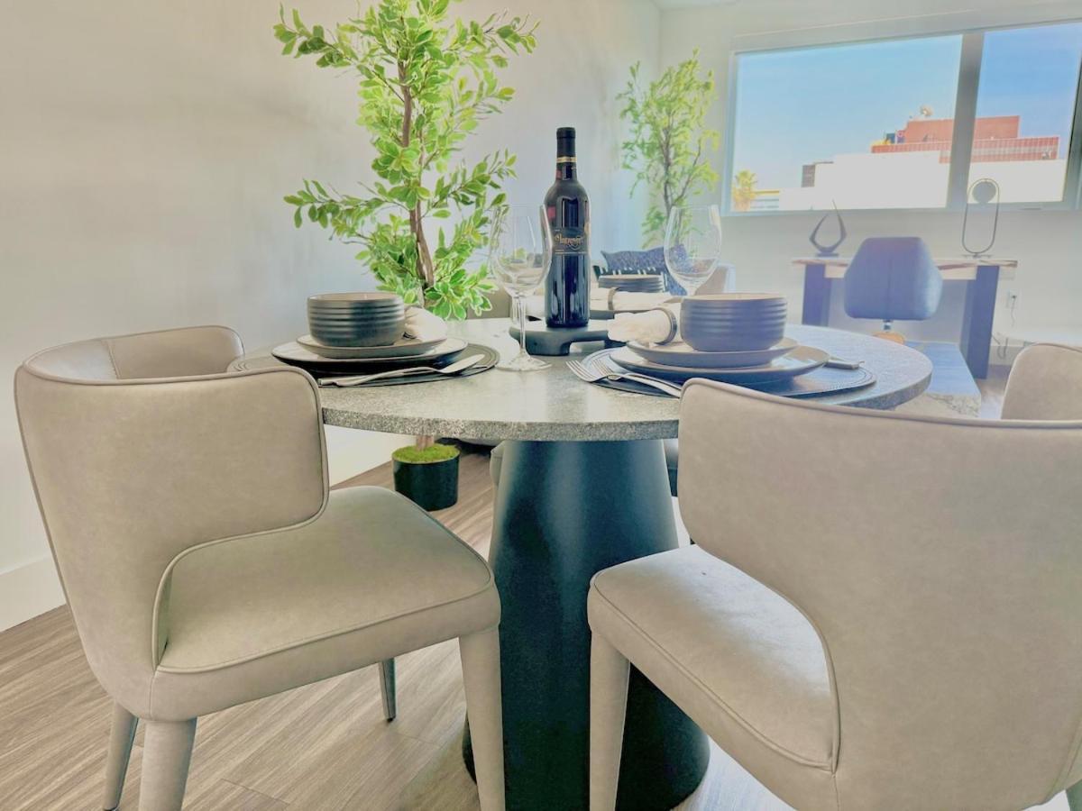 Designer 1 Bedroom In Prime Hollywood * Los Angeles